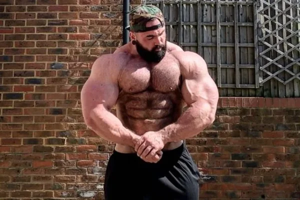 Luke Sandoe