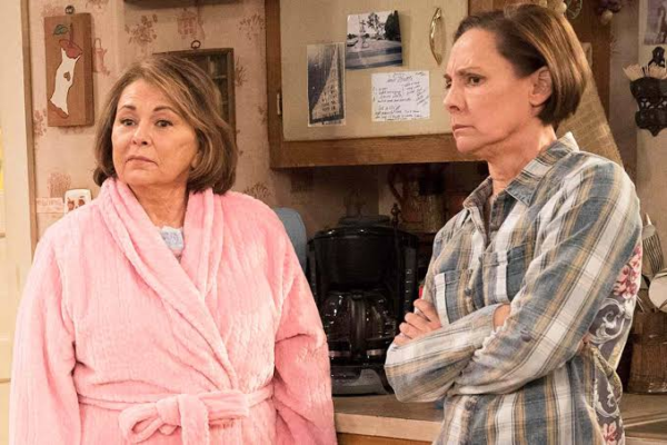 laurie metcalf has not spoken to roseanne barr since 2018